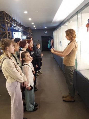 В "Музее художественного стекла"